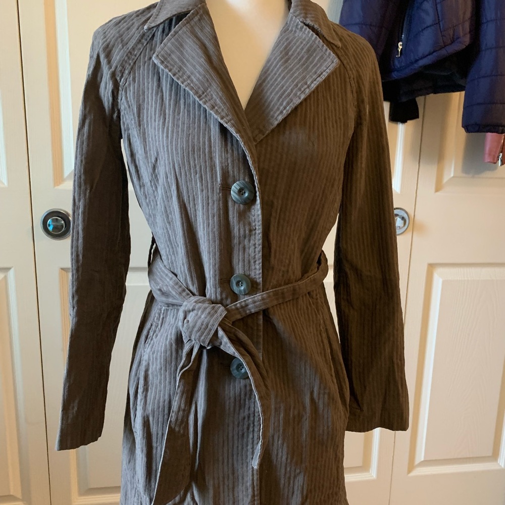 Brown micro-chord trench coat